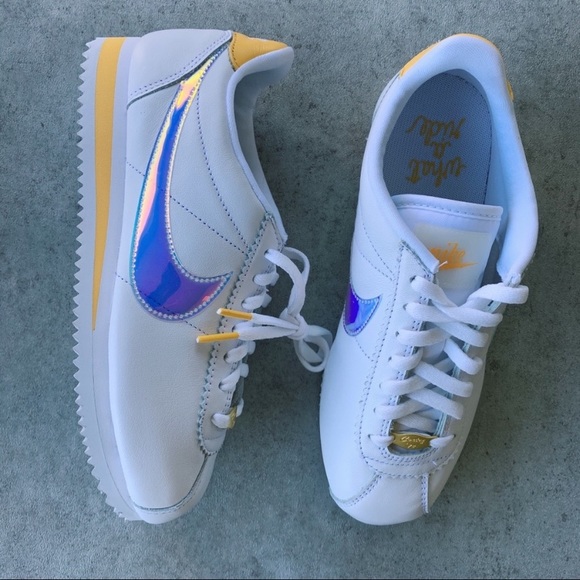 Nike Classic Cortez NWT - Picture 4 of 10